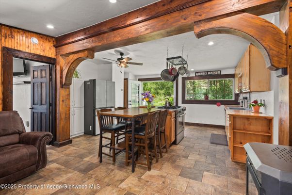 Dining room, Interior, Recessed Lighting
