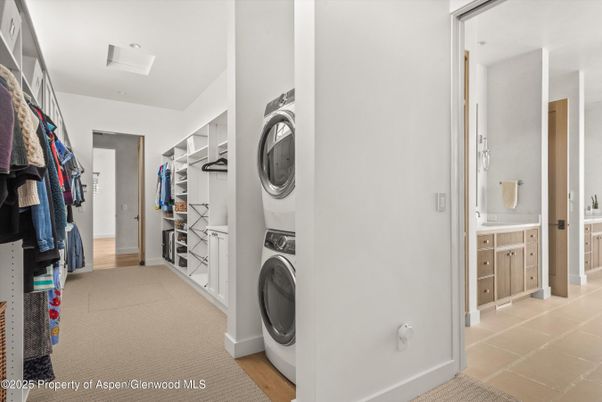 Interior, Utility Closets, Washer