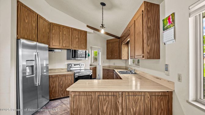 Interior, Kitchen, Pendant Lights, Stainless Steel Appliances