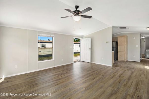 Empty room, Interior, Kitchen, Wood Texture Flooring