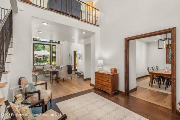 Dining room, Interior, Living room, Recessed Lighting, Wood Texture Flooring
