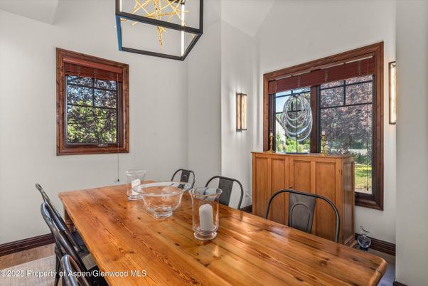 Dining room, Interior