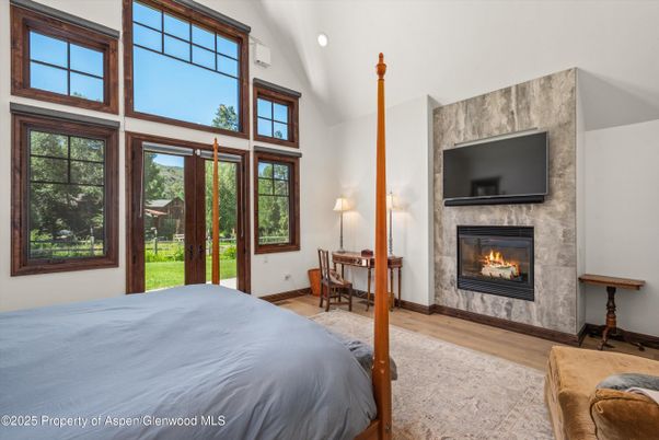 Bedroom, Fireplace, Home Office, Interior, Wood Texture Flooring