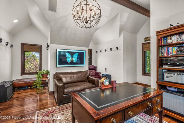 Chandelier, Interior, Living room, Recessed Lighting, Wooden Beams, Wood Texture Flooring
