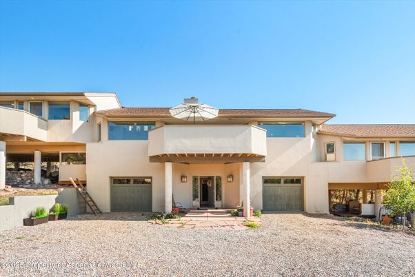 Attached, Exterior, Facade, Mediterranean