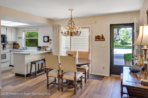 Chandelier, Dining room, Interior, Kitchen, Wood Texture Flooring