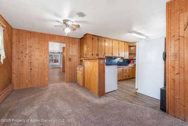 Empty room, Interior, Kitchen, Wood Texture Flooring, Wooden Walls