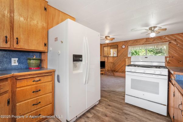 Interior, Kitchen, Wood Texture Flooring, Wooden Walls
