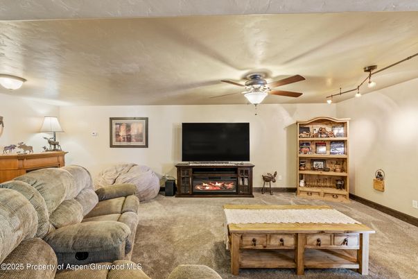 Fireplace, Interior, Living room