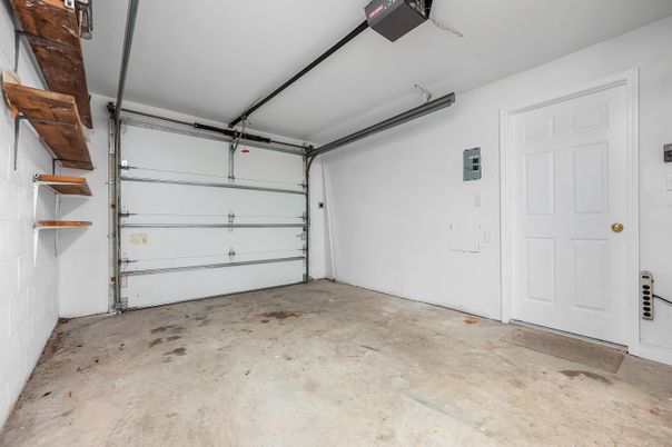 Garage, Interior