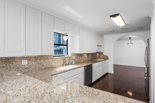 Interior, Kitchen, Pendant Lights, Wood Texture Flooring