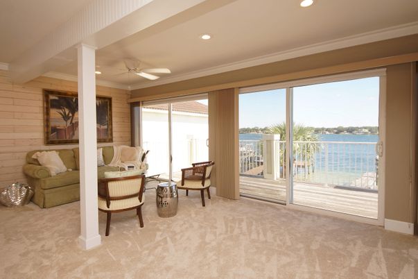 Interior, Living room, Recessed Lighting, Water