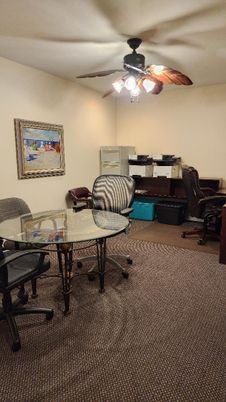 Home Office, Interior