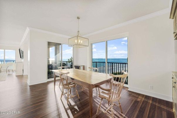 Dining room, Interior, Pendant Lights, Water, Wood Texture Flooring