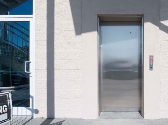 Elevator, Exterior