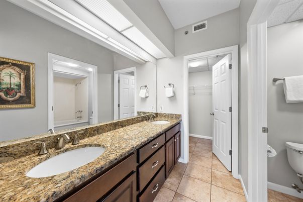 Bathroom, Dual Sink Vanities, Interior