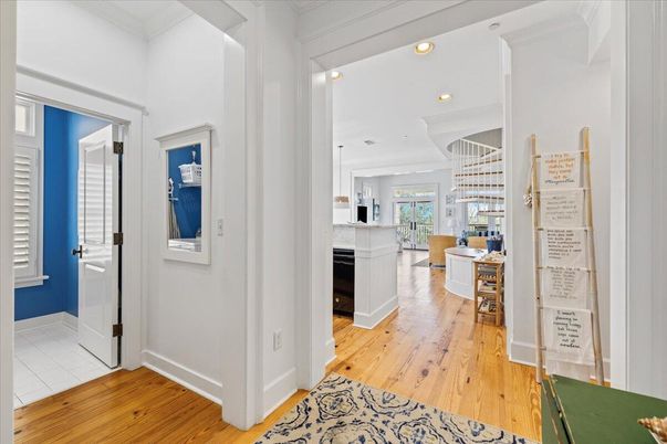 Dining room, Interior, Kitchen, Pendant Lights, Recessed Lighting, Wood Texture Flooring