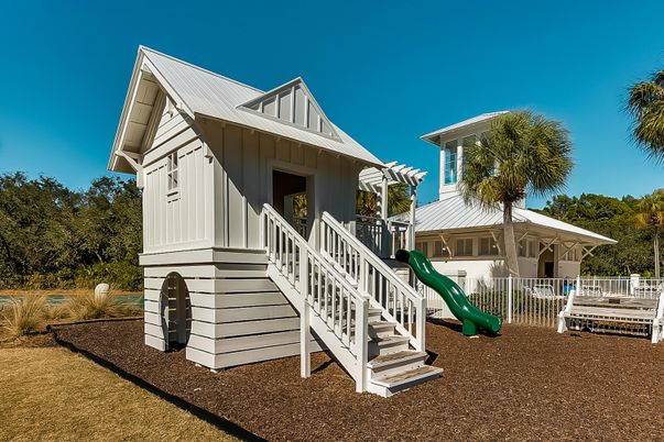 Backyard, Exterior, Playground