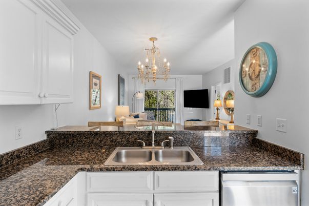 Chandelier, Interior, Kitchen