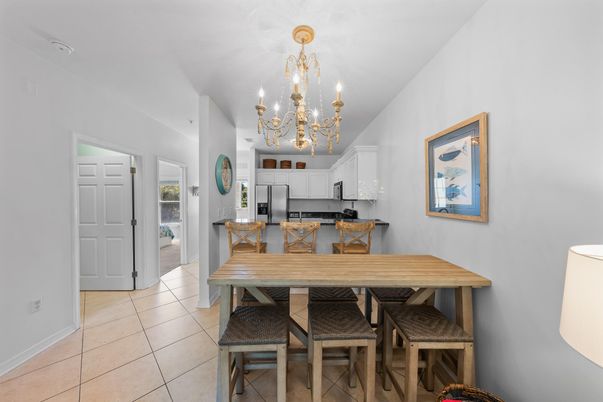 Chandelier, Dining room, Interior, Kitchen