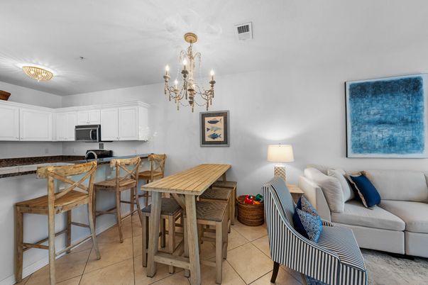 Chandelier, Dining room, Interior, Kitchen, Living room