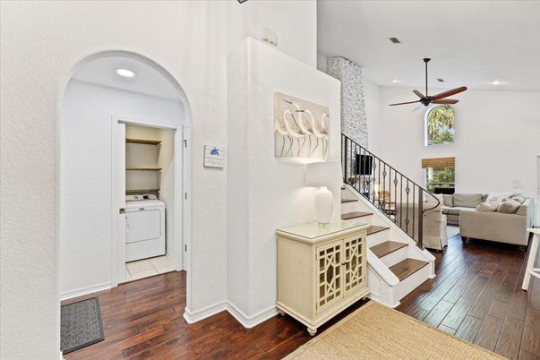 Interior, Living room, Recessed Lighting, Washer, Wood Texture Flooring