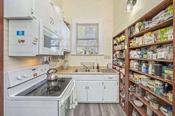 Interior, Kitchen, Wood Texture Flooring