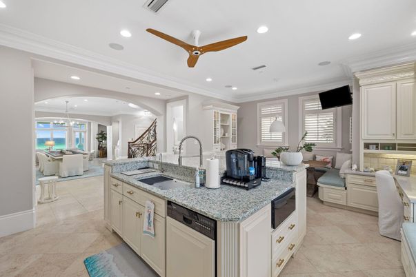 Dining room, Interior, Kitchen, Living room, Pendant Lights, Recessed Lighting