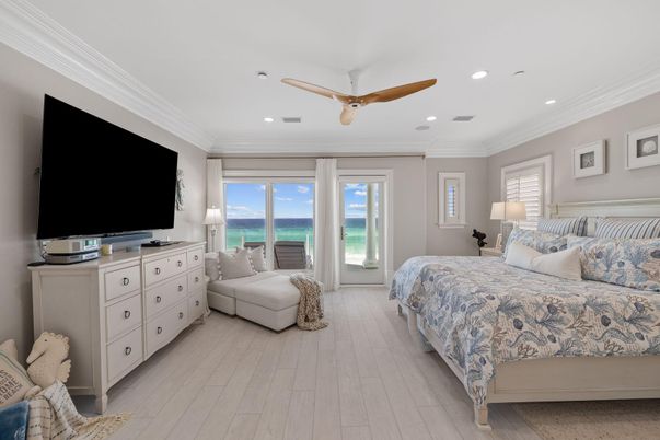 Bedroom, Interior, Recessed Lighting, Water, Wood Texture Flooring