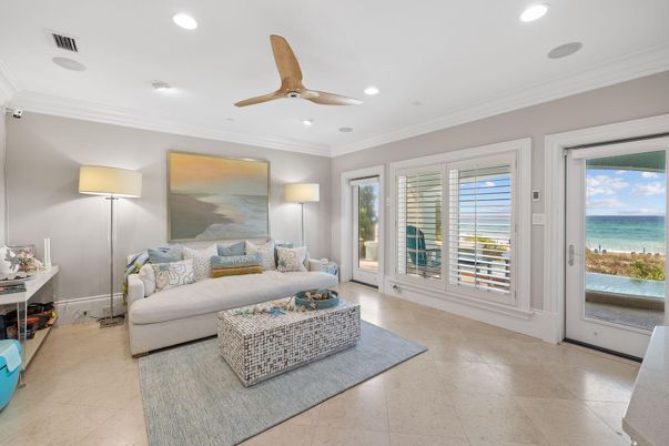 Interior, Living room, Recessed Lighting, Water
