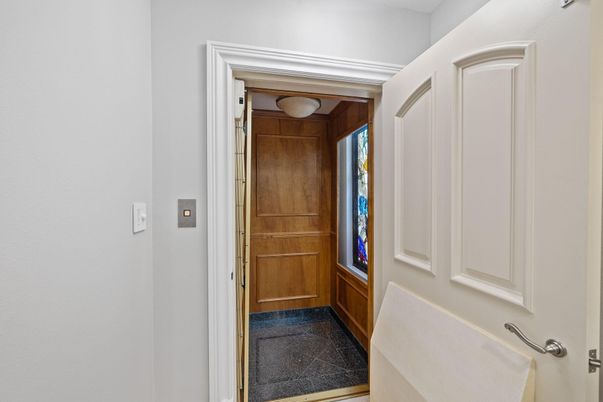 Elevator, Interior, Wooden Walls