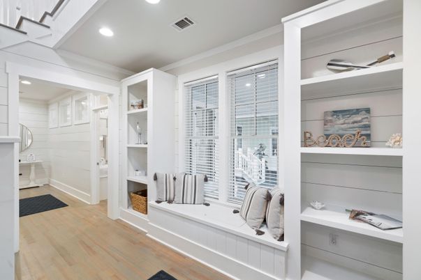 Interior, Recessed Lighting, Wood Texture Flooring