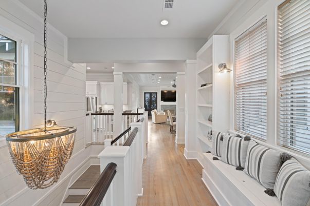 Interior, Kitchen, Living room, Pendant Lights, Recessed Lighting, Wood Texture Flooring