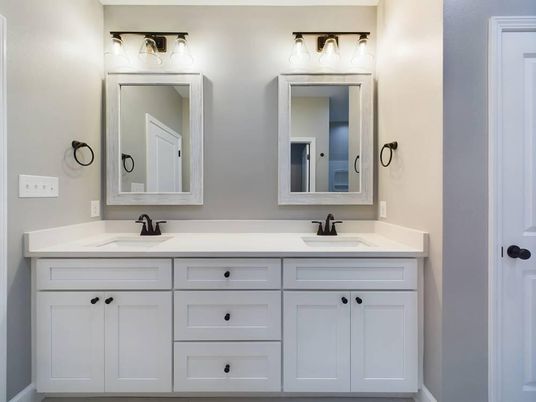 Bathroom, Dual Sink Vanities, Interior