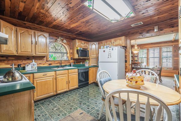 Dining room, Interior, Kitchen, Wooden Ceilings, Wooden Walls