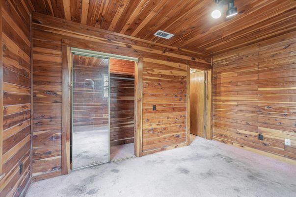 Empty room, Interior, Wooden Ceilings, Wooden Walls