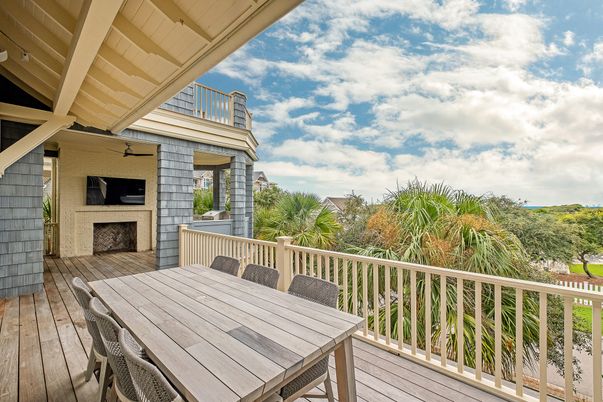 Exterior, Fireplace