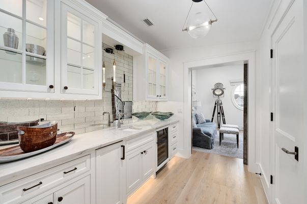 Interior, Kitchen, Pendant Lights, Wood Texture Flooring