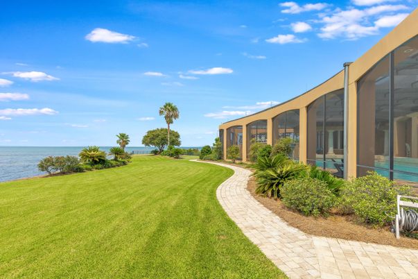 Backyard, Exterior, Water