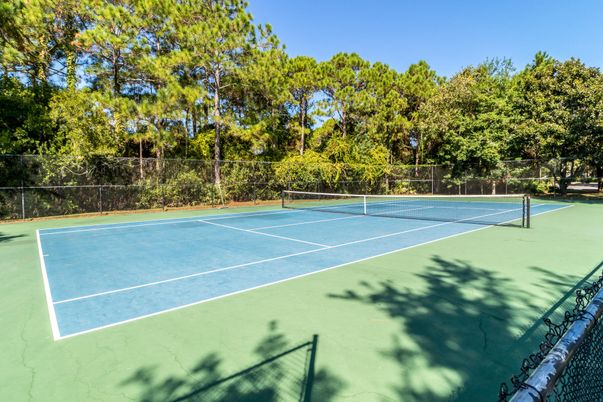 Exterior, Tennis Courts