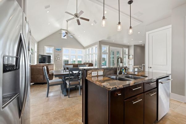 Dining room, Interior, Kitchen, Pendant Lights, Recessed Lighting, Stainless Steel Appliances