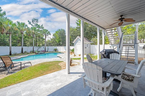Exterior, Pool, Sun Room