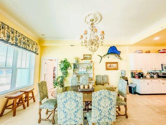 Chandelier, Dining room, Interior, Kitchen, Recessed Lighting