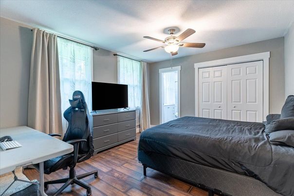 Bedroom, Home Office, Interior, Wood Texture Flooring
