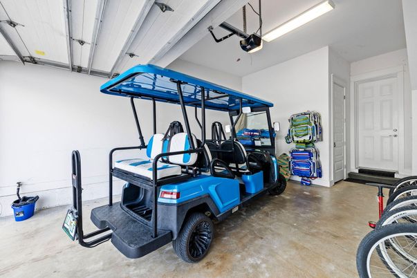 Garage, Interior