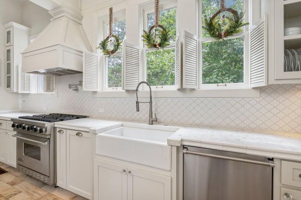 Interior, Kitchen, Stainless Steel Appliances