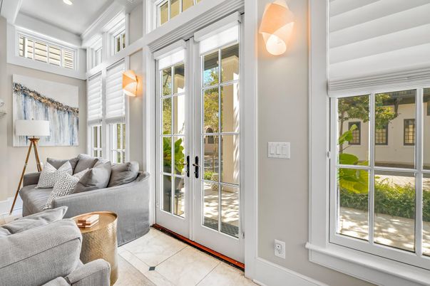 Interior, Living room, Recessed Lighting, Sun Room