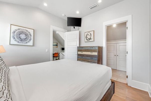 Bedroom, Interior, Recessed Lighting, Wood Texture Flooring