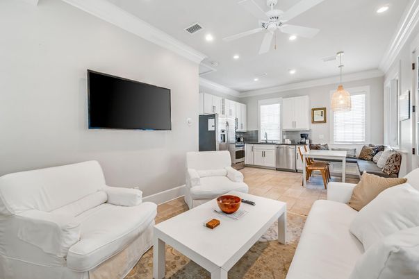 Dining room, Interior, Kitchen, Living room, Pendant Lights, Recessed Lighting, Stainless Steel Appliances