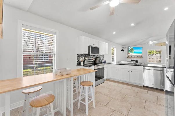 Interior, Kitchen, Recessed Lighting